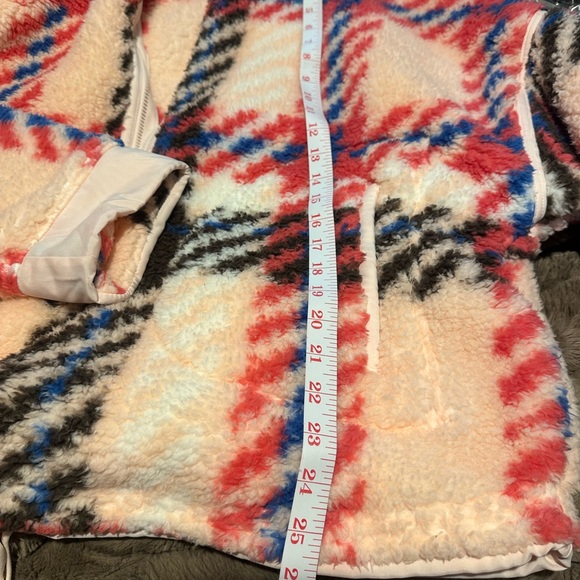 SO Vibrant Plaid Sherpa Fleece Jacket - Picture 8 of 9